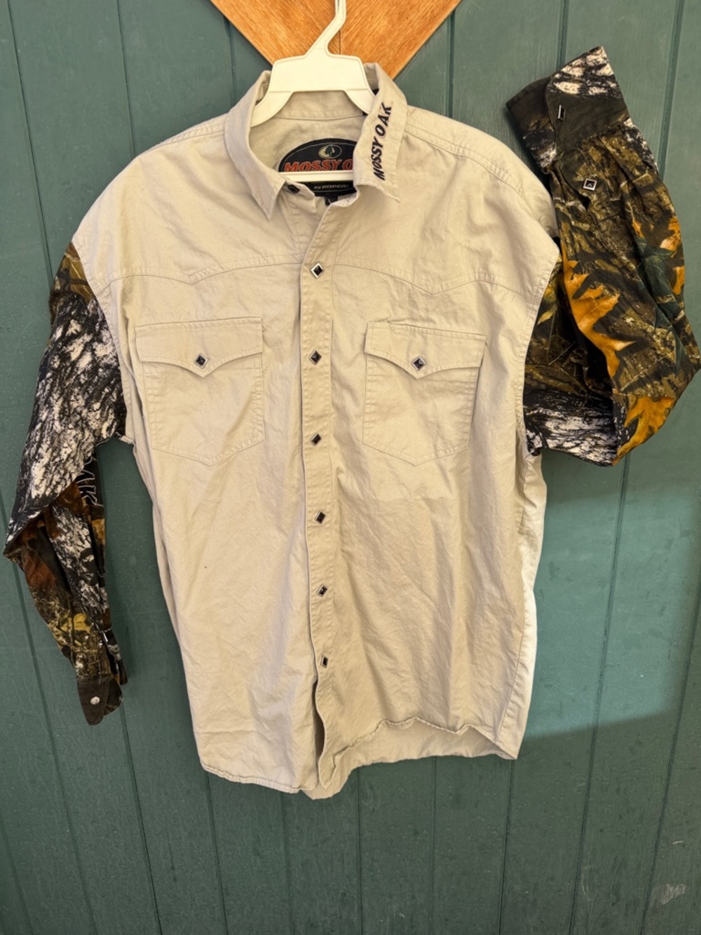 Mossy Oak Tan Snap -Down Shirt with Camo Sleeves, Western, by Roper